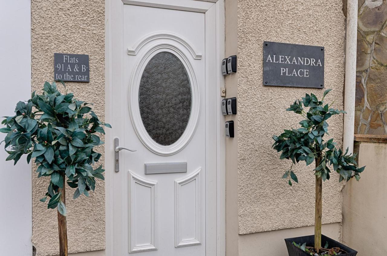 Alexandra Апартаменты *
